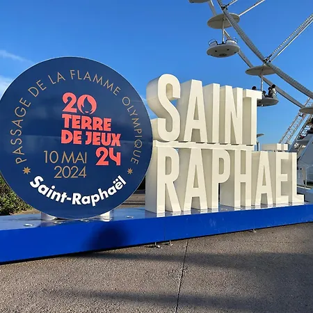 Domaine Valescure 1 Ou 2 Pieces Vue Jardin Ou Piscine Apartamento Saint-Raphaël