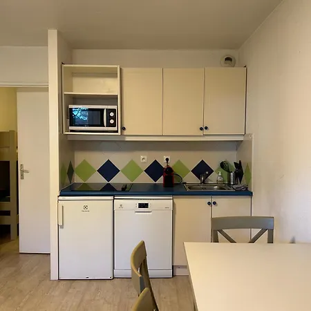 Domaine Valescure 1 Ou 2 Pieces Vue Jardin Ou Piscine