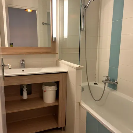 Domaine Valescure 1 Ou 2 Pieces Vue Jardin Ou Piscine Appartement *