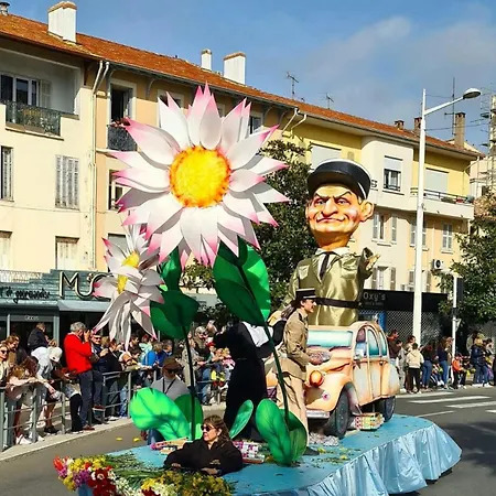 Domaine Valescure 1 Ou 2 Pieces Vue Jardin Ou Piscine * Saint-Raphaël