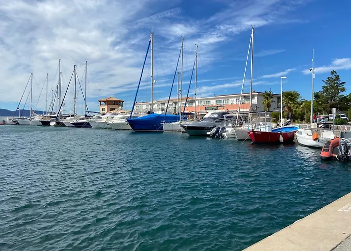 Domaine Valescure 1 Ou 2 Pieces Vue Jardin Ou Piscine Διαμέρισμα Saint-Raphaël