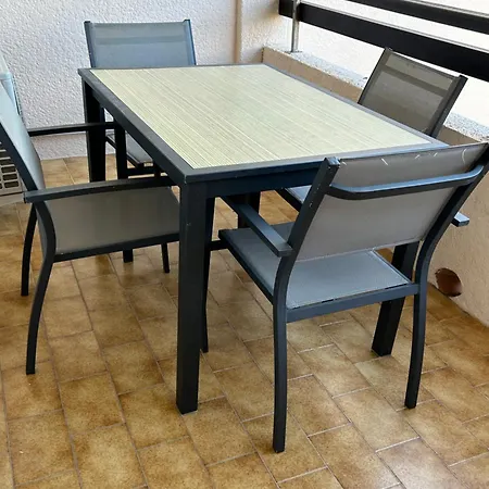 Domaine Valescure 1 Ou 2 Pieces Vue Jardin Ou Piscine アパート *