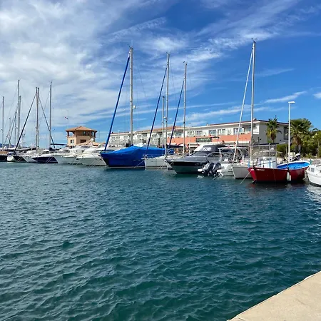 Domaine Valescure 1 Ou 2 Pieces Vue Jardin Ou Piscine Διαμέρισμα Saint-Raphaël