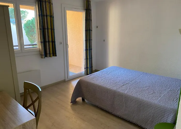 Domaine Valescure 1 Ou 2 Pieces Vue Jardin Ou Piscine Apartmán *