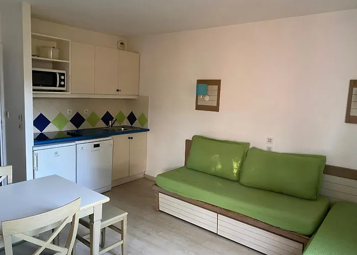 Domaine Valescure 1 Ou 2 Pieces Vue Jardin Ou Piscine * Saint-Raphaël