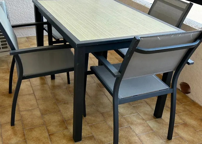 Domaine Valescure 1 Ou 2 Pieces Vue Jardin Ou Piscine アパート *