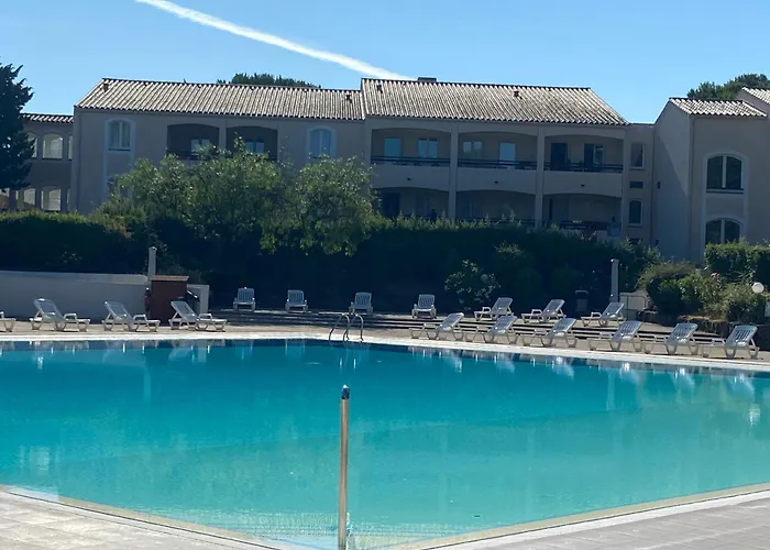 Domaine Valescure 1 Ou 2 Pieces Vue Jardin Ou Piscine